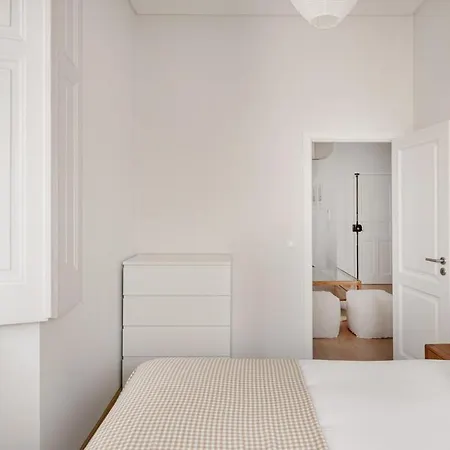 Apartamento Alegria Living In *