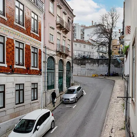 Apartamento Alegria Living In *